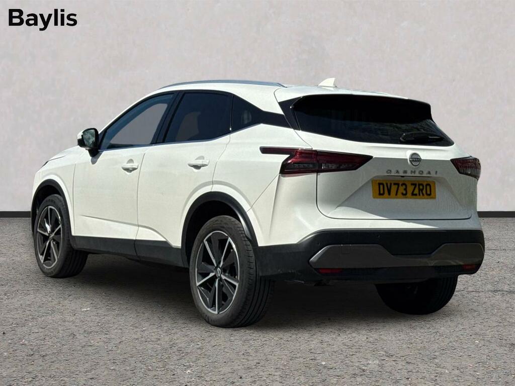 Nissan Qashqai 1.3 Dig-t Mh Tekna DV73ZRO White #6