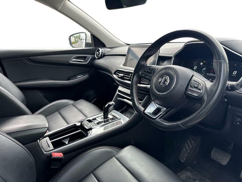 MG HS 1.5 T-gdi Phev Se LB73XDY White #3