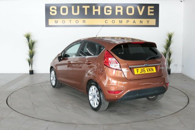 Ford Fiesta 1.0T Ecoboost Titanium Hatchback FJ16VKN Brown #3