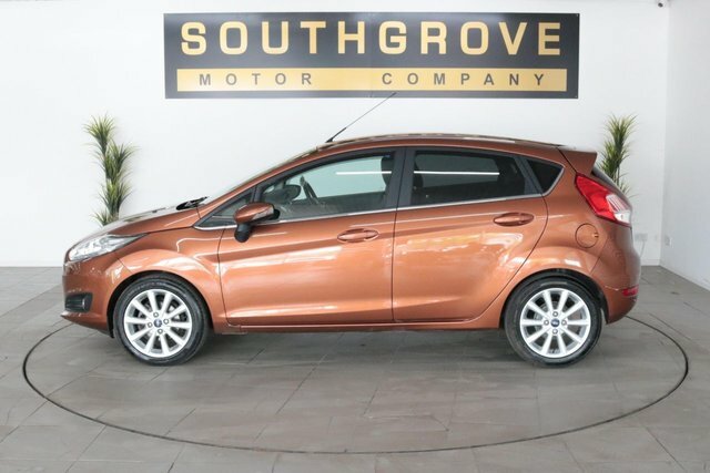 Ford Fiesta 1.0T Ecoboost Titanium Hatchback FJ16VKN Brown #2