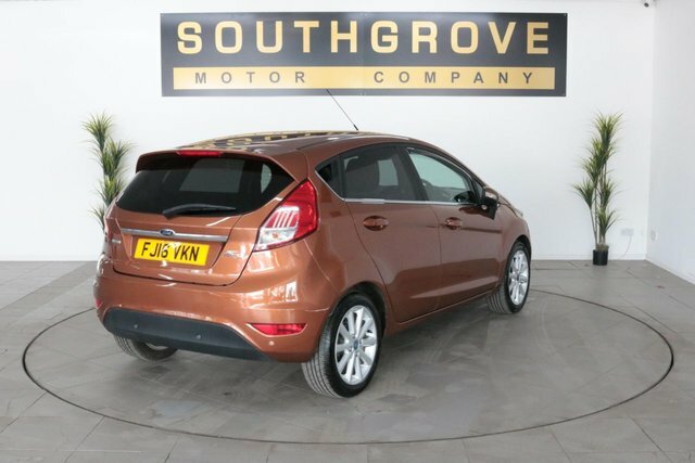 Ford Fiesta 1.0T Ecoboost Titanium Hatchback FJ16VKN Brown #6