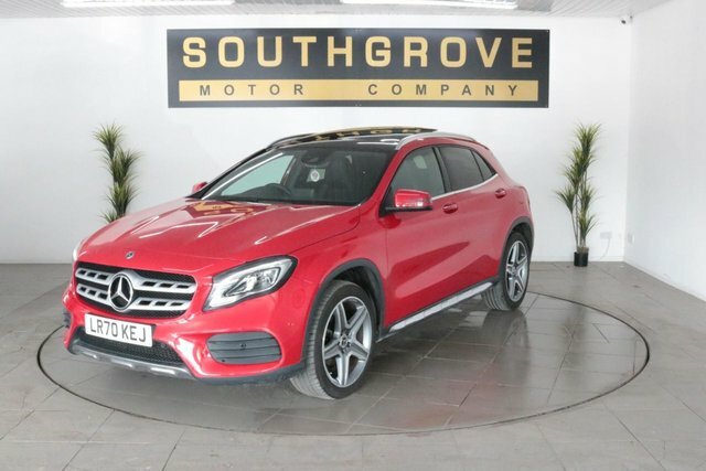 Mercedes-Benz GLA Class 1.6 Gla200 Amg Line Edition Plus Suv LR70KEJ Red #2