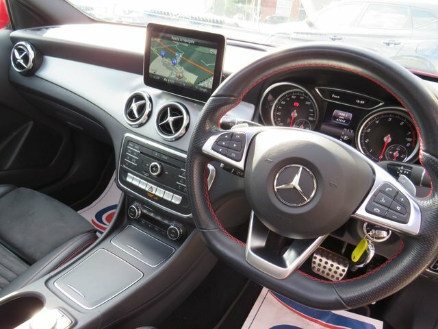 Mercedes-Benz GLA Class 1.6 Gla200 Amg Line Edition Plus Suv LR70KEJ Red #4