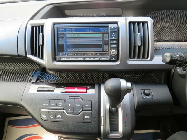 Honda StepWagon 8 Seat Black #7