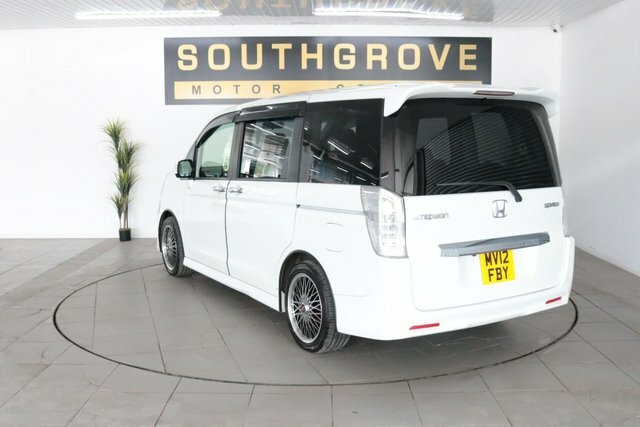 Honda StepWagon 8 Seat Black #4