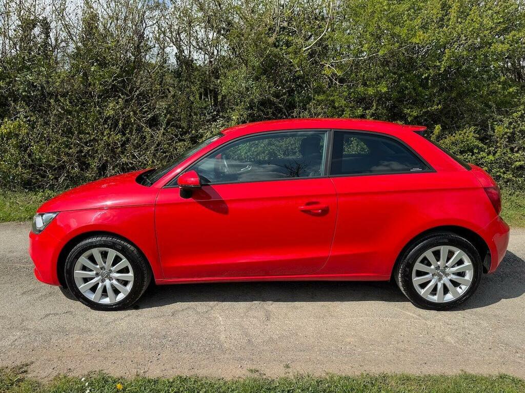 Audi A1 1.4 Tfsi Sport S Tronic Euro 5 Ss 201414 Red #3