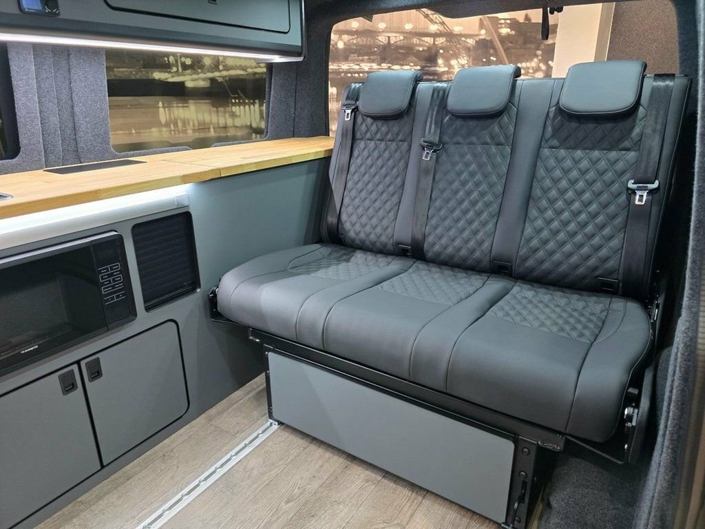 Volkswagen Campervan 2L Commerce Pro Grey #4