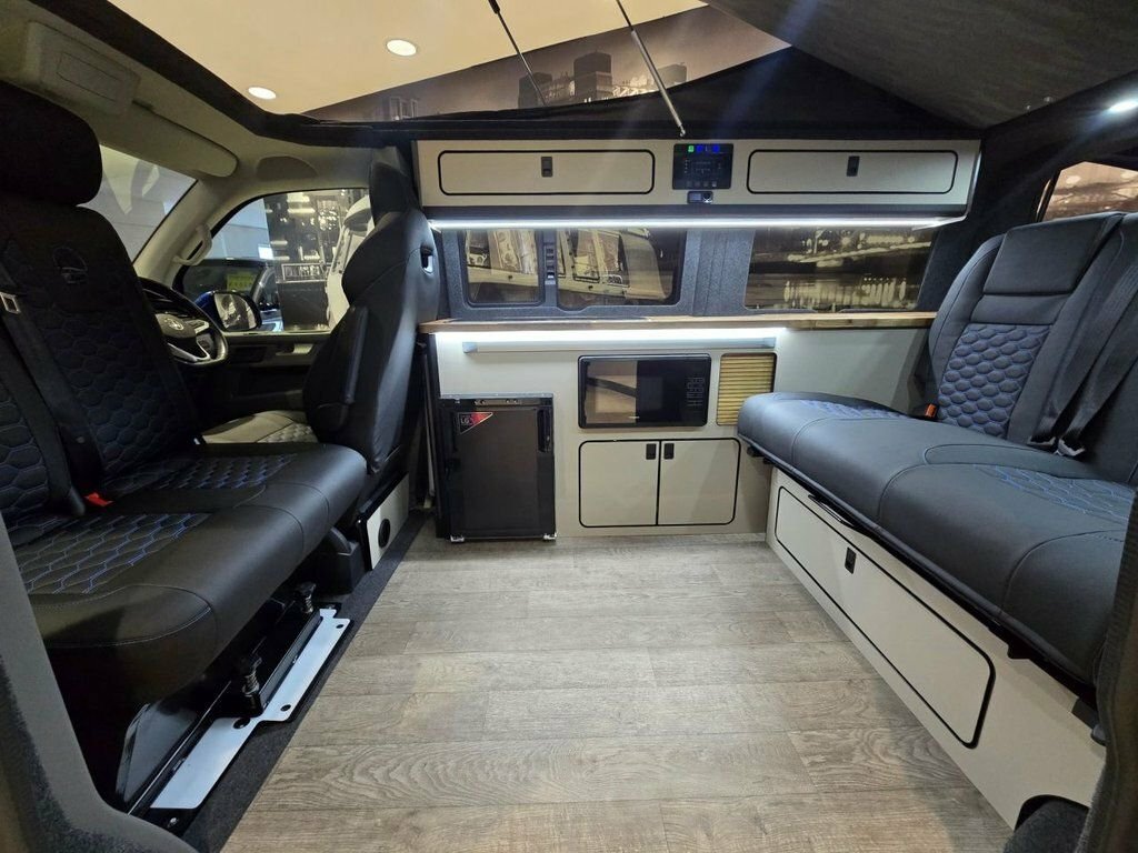 Volkswagen Campervan 2L Highline Blue #4