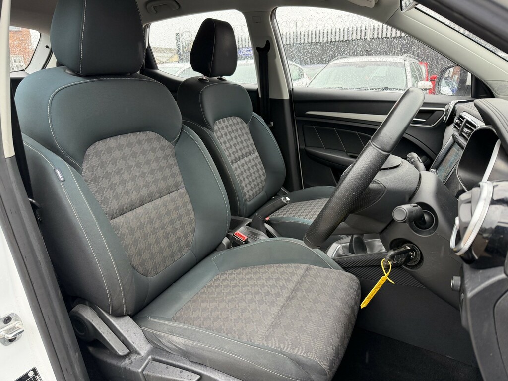 MG ZS Suv 1.5 Vti-tech Excite 201969 HK69OSP White #2