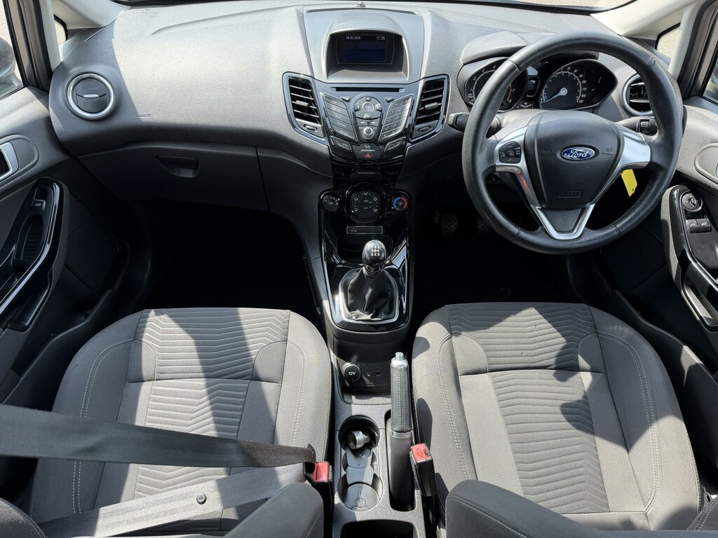 Ford Fiesta Hatchback 1.0 T Ecoboost Zetec 201565 EO65LXN Grey #4