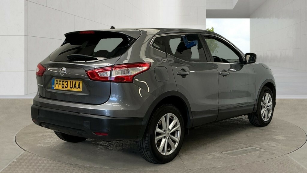 Nissan Qashqai Suv 1.2 Dig-t Acenta Premium 201463 PF63UAA Grey #4