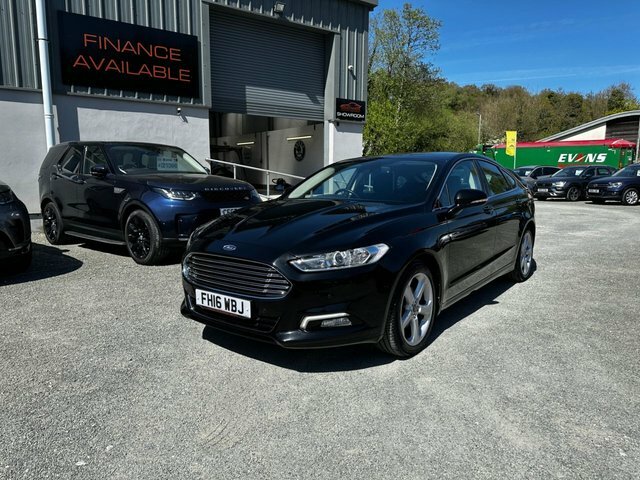Ford Mondeo Tdci Titanium Hatchback Black #3