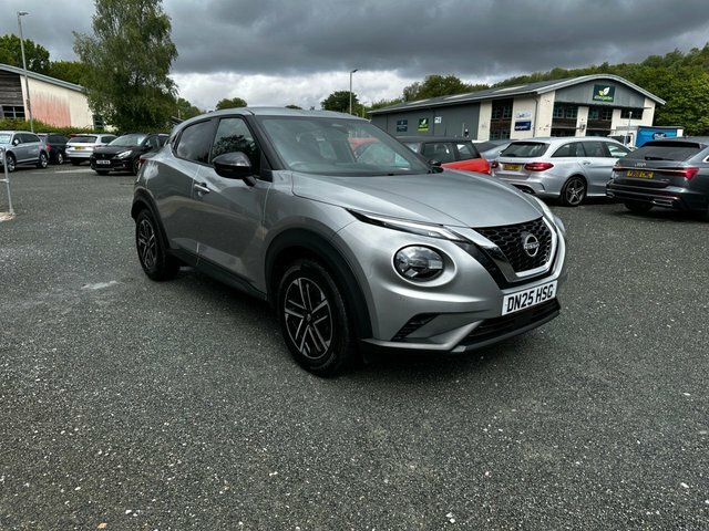 Nissan Juke Dig-t N-connecta Suv DN25HSG Silver #2