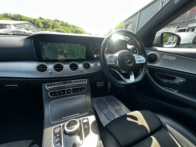 Mercedes-Benz E Class E220d Amg Line Saloon KJ19UGL Grey #3