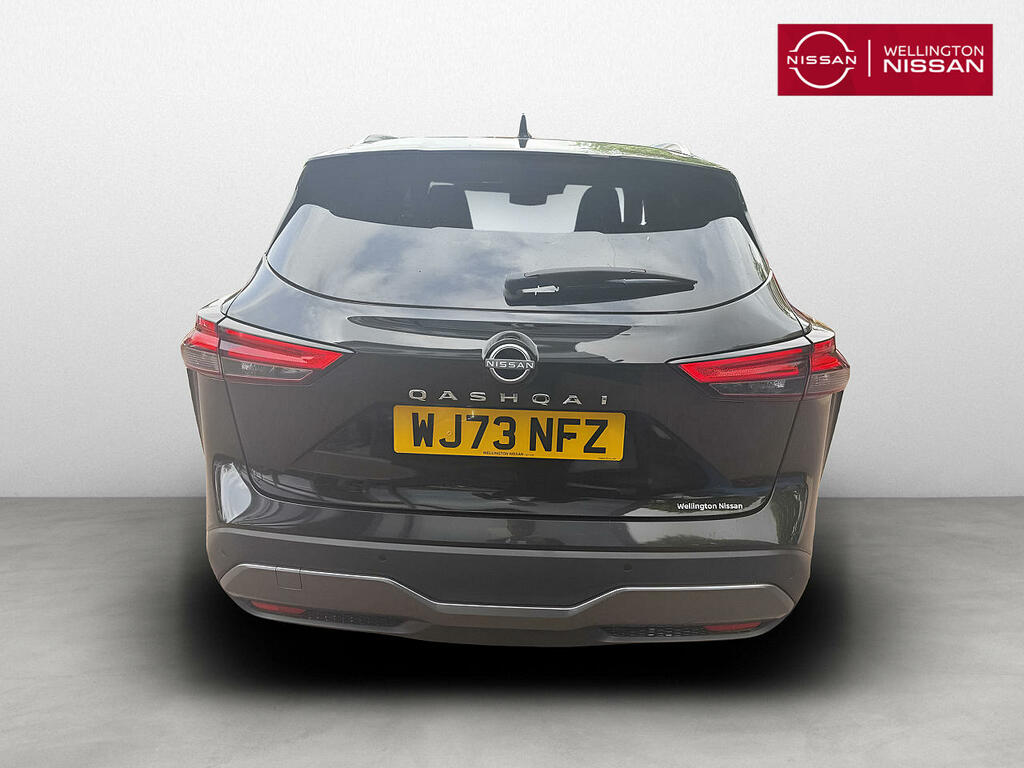 Nissan Qashqai 1.3 Dig-t Mh N-connecta WJ73NFZ Black #4