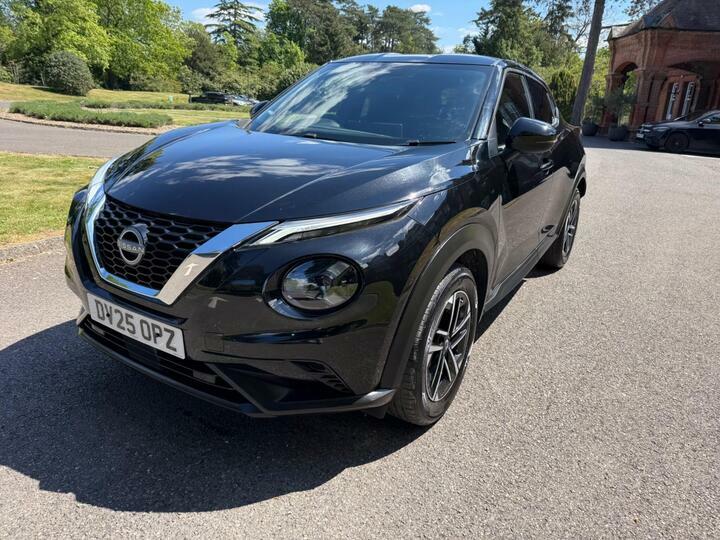 Nissan Juke 1.0 Dig-t N-connecta Dct Euro 6 Ss Black