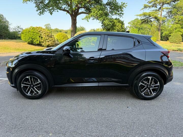 Nissan Juke 1.0 Dig-t N-connecta Dct Euro 6 Ss DV25HNA Black #6