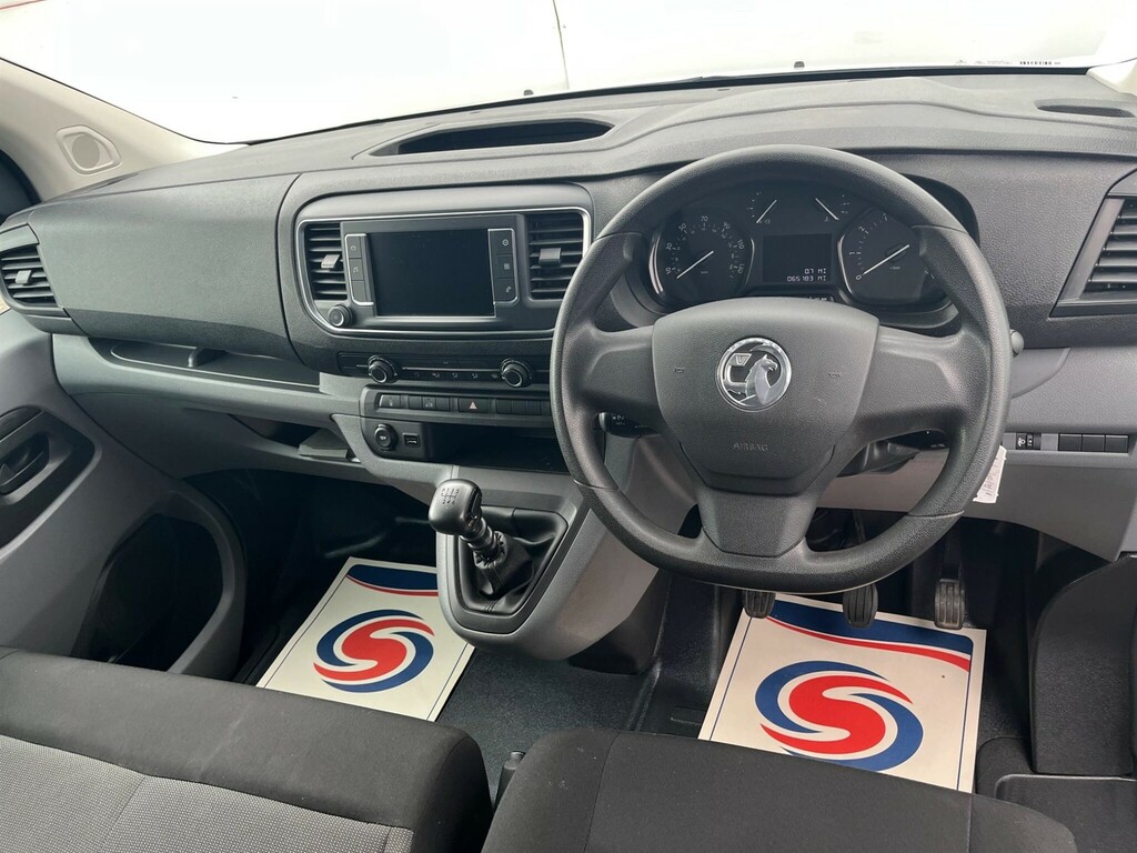 Vauxhall Vivaro 1.5 Turbo D 2900 Dynamic L2 H1 Euro 6 Ss 6Dr DY72USN  #5