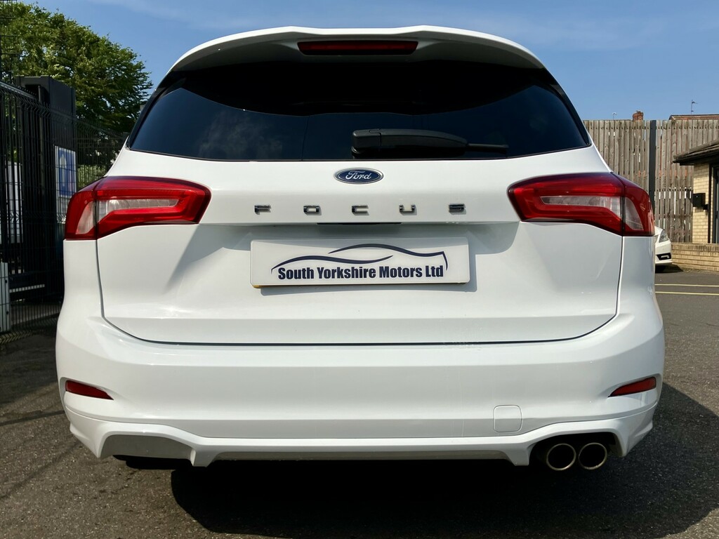 Ford Focus Estate 1.5 Ecoblue St-line 2020 RGZ2186 White #4