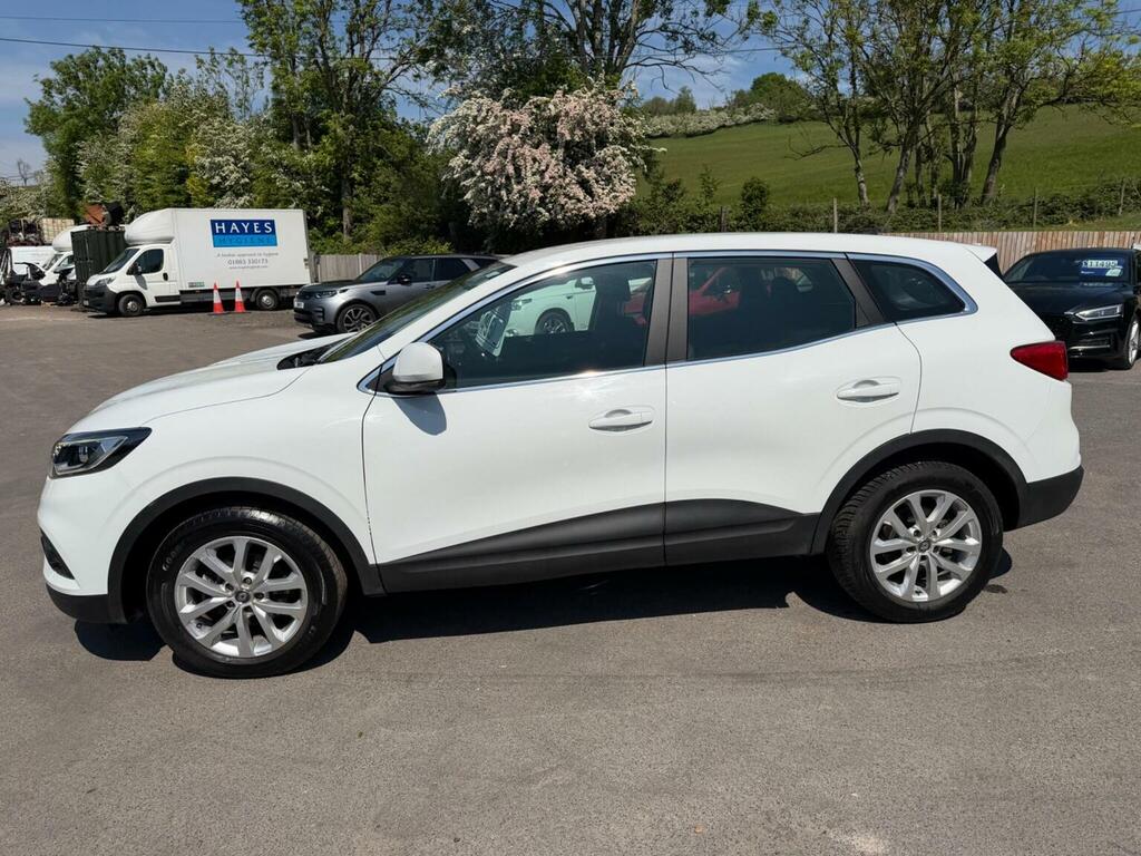 Renault Kadjar Suv 1.3 Tce Play Edc Euro 6 Ss 201919 AJ19HBA White #4