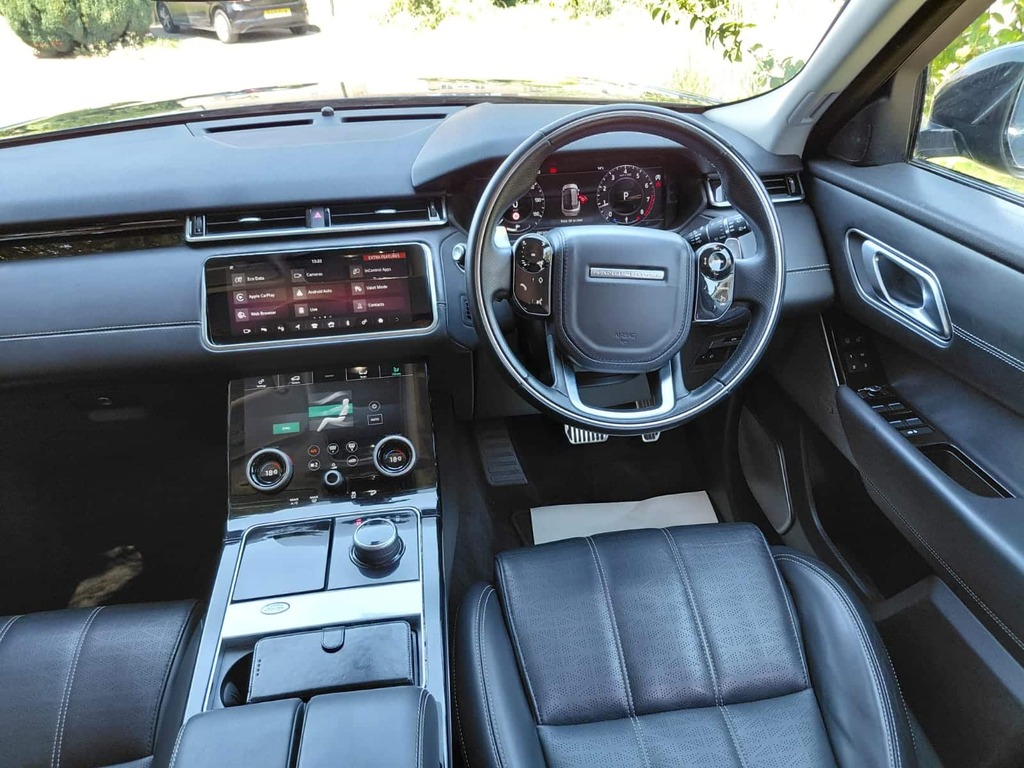 Land Rover Range Rover Velar 2.0 P250 R-dynamic Hse Black #2