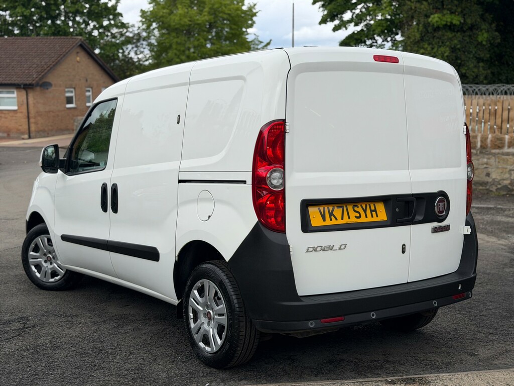 Fiat Doblo 1.3 Multijetii Tecnico Panel Van #2