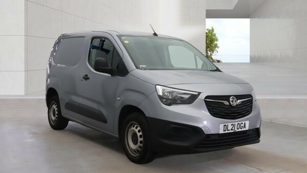 Vauxhall Combo 1.5 Turbo D 2300 Dynamic Panel Van Manu 