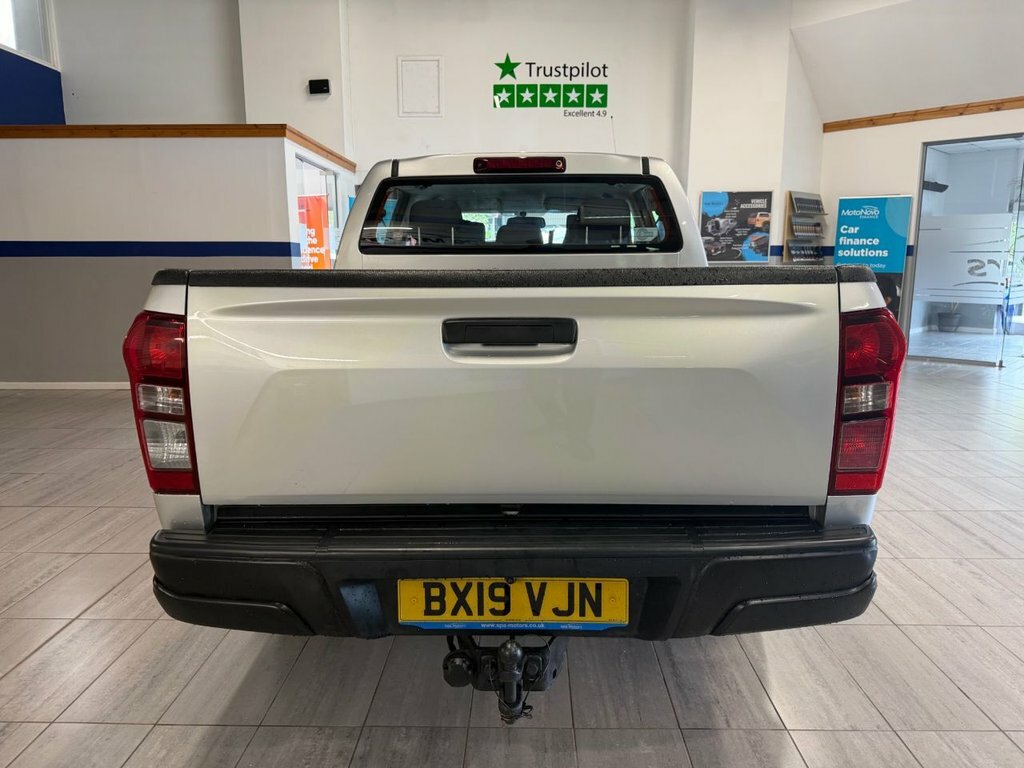 Isuzu D-Max 1.9L Utility Silver #6