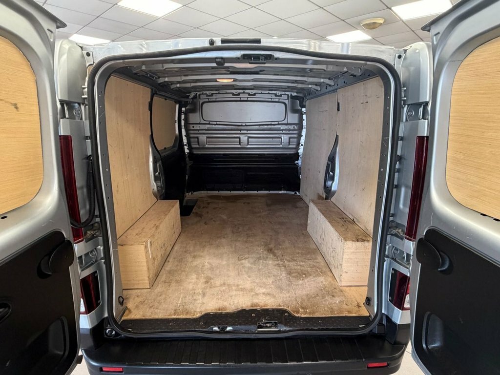 Renault Trafic 2L Extra ET23OKL Grey #6