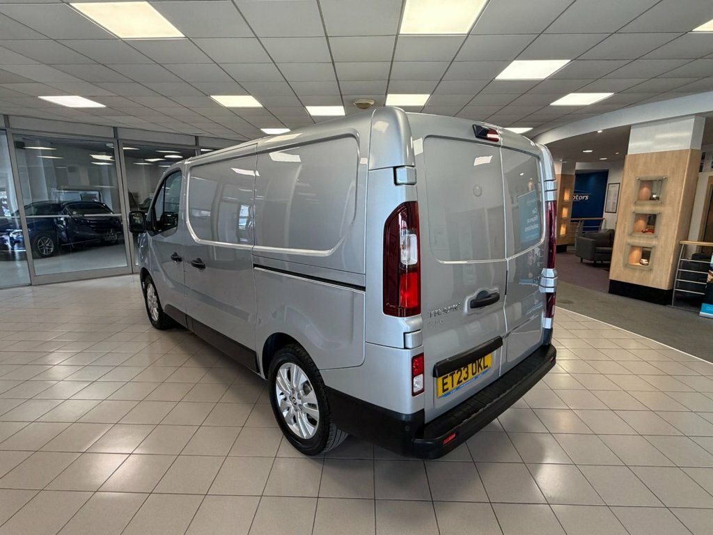 Renault Trafic 2L Extra ET23OKL Grey #4