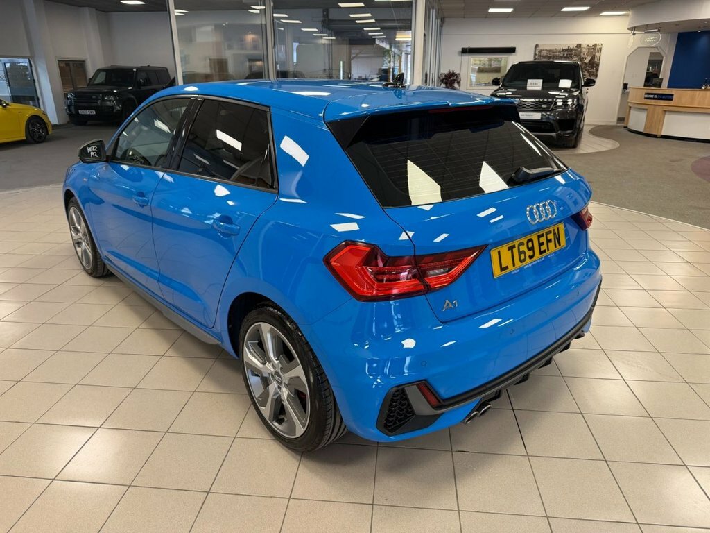 Audi A1 2L S Line Competition LT69EFN Blue #5