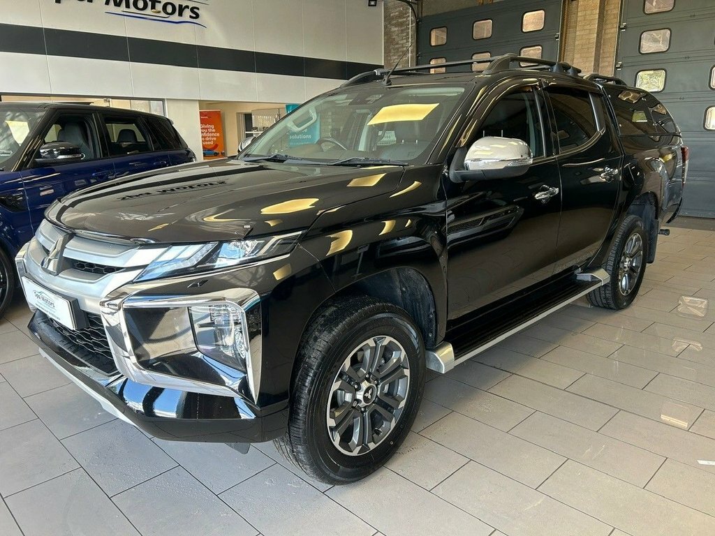 Mitsubishi L200 2.2L Dc Barbarian Black #3