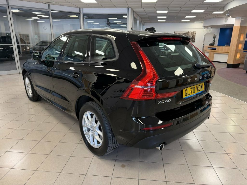 Volvo XC60 2L Momentum GL70VDN Black #5