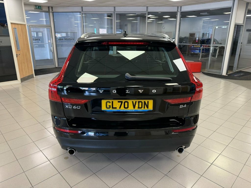 Volvo XC60 2L Momentum GL70VDN Black #6