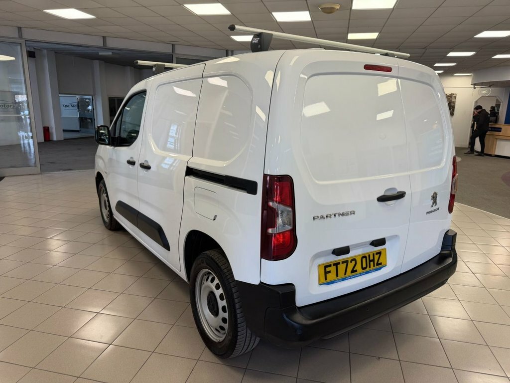 Peugeot Partner 1.5L Professional Premium FT72OHZ White #6
