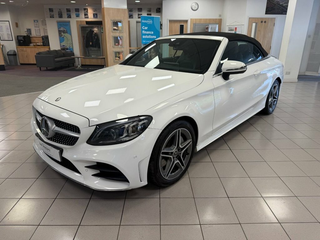 Mercedes-Benz C Class 2L Amg Line KT68ERY White #3