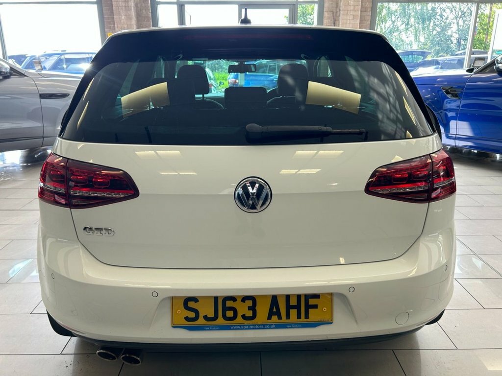 Volkswagen Golf 2L Gtd SJ63AHF White #6