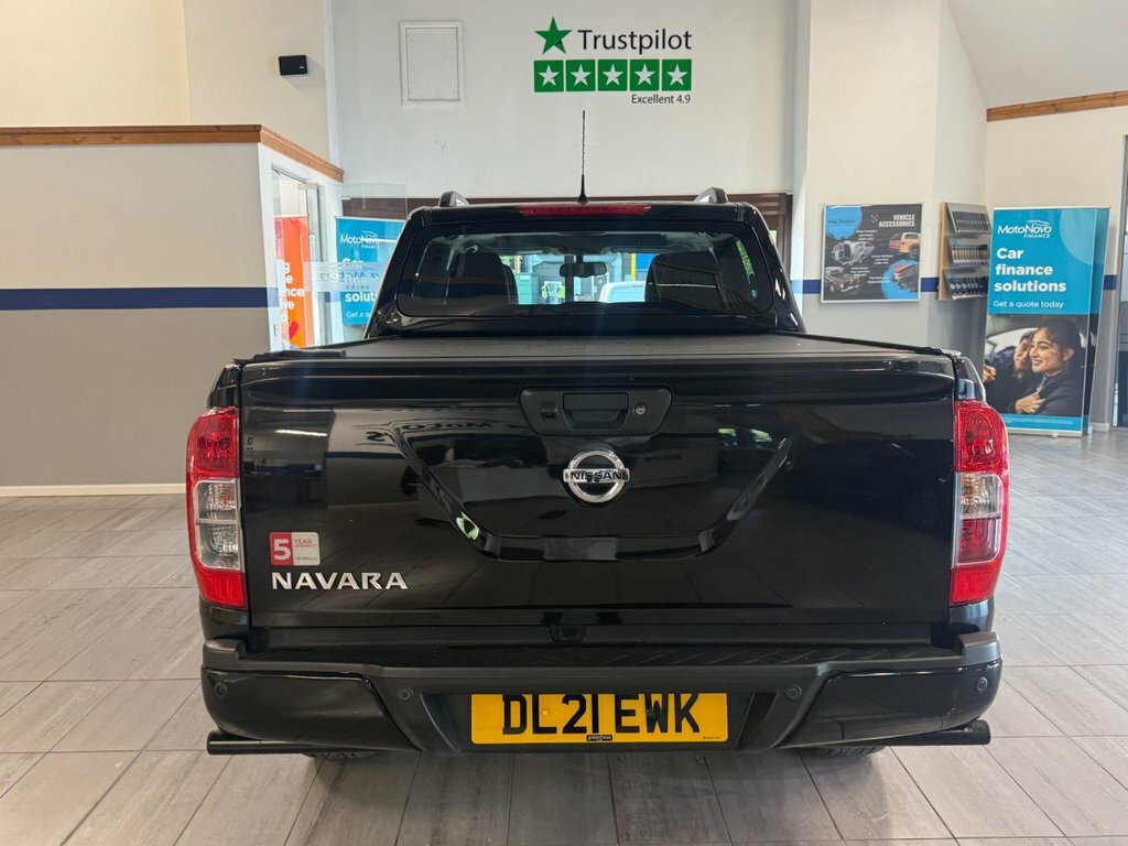 Nissan Navara 2.3L N-guard Black #3