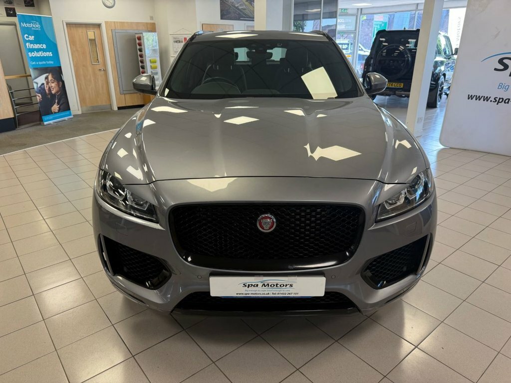 Jaguar F-Pace 2L Chequered Flag Grey #2