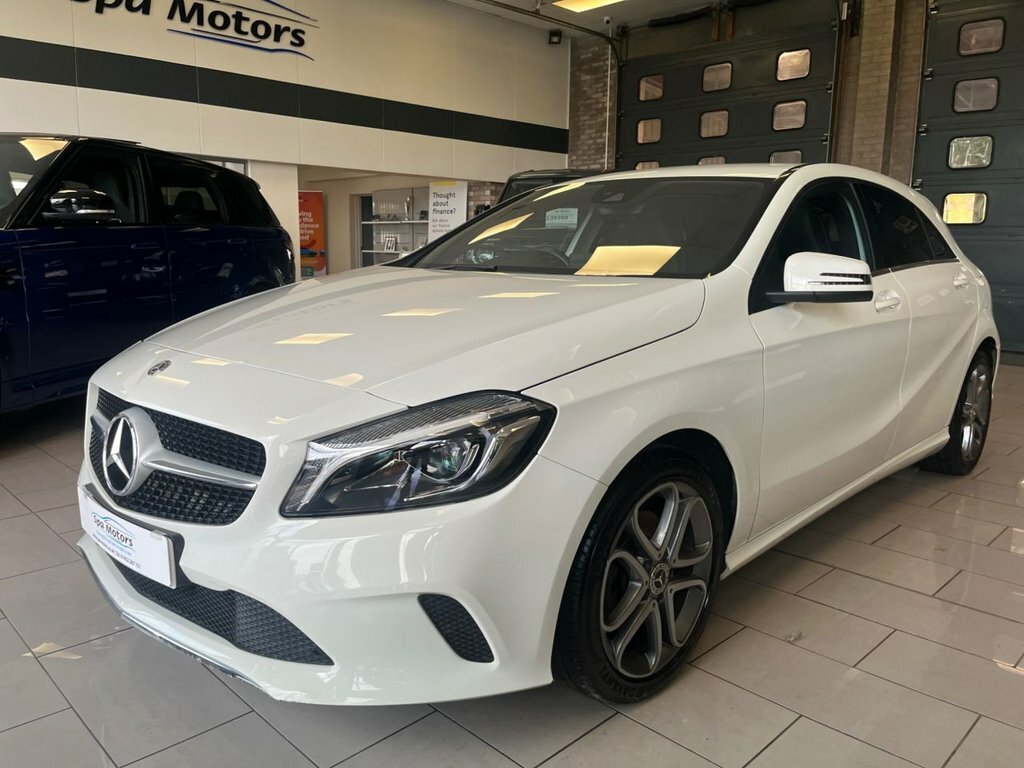 Mercedes-Benz A Class 2.1L Sport Edition FG68HJZ White #3