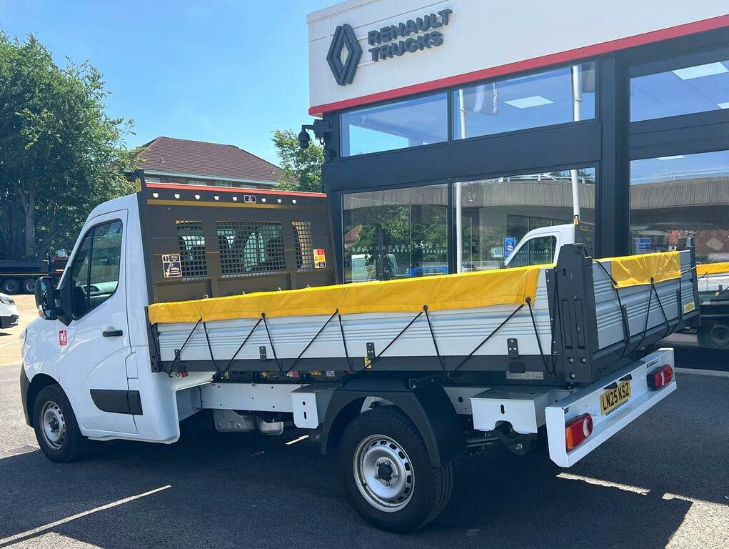Renault Master Trucks Ccab L2h1 145 Tipper LN25KSS White #4