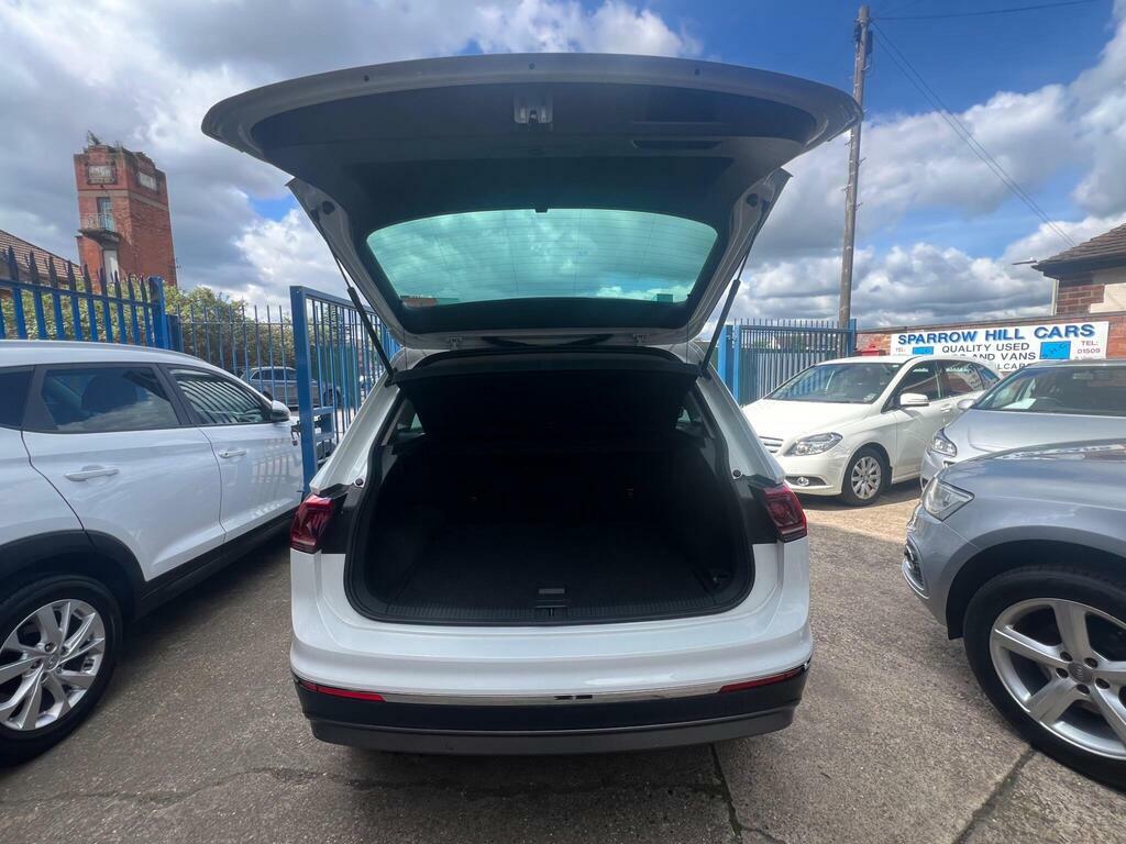 Volkswagen Tiguan 2.0 Tdi Sel Dsg Euro 6 S S VU19FHZ White #6