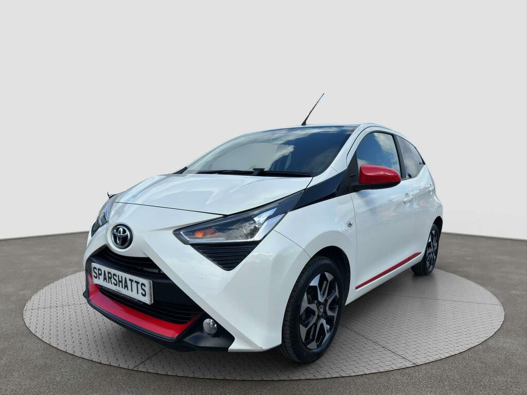 Toyota Aygo 1.0 Vvt-i X-trend Euro 6 FG19VLT White #2