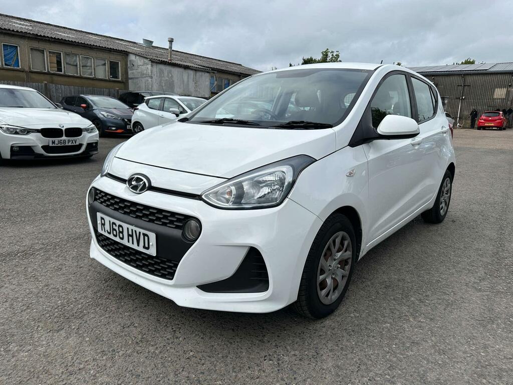 Hyundai I10 1.0 Se Euro 6 RJ68HVD White #2