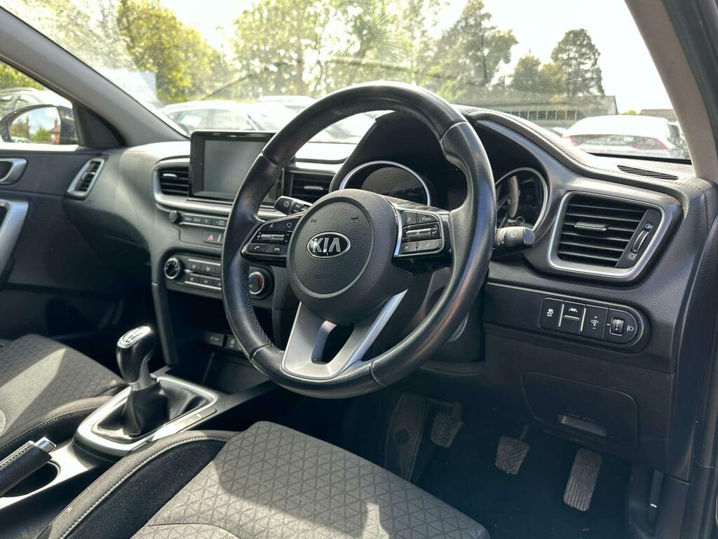 Kia Ceed 1.0 T-gdi Eco 2 Euro 6 Ss LD19BXL Black #3