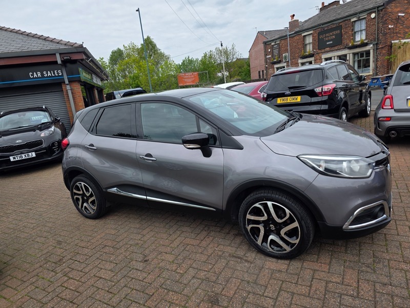 Renault Captur Dynamique S Nav Dci YC65YLV Black #4
