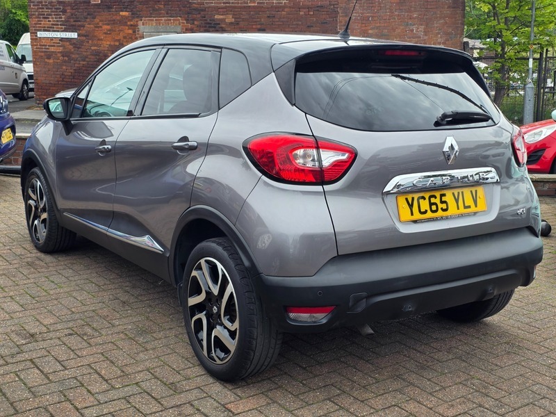 Renault Captur Dynamique S Nav Dci YC65YLV Black #5