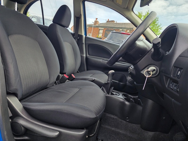 Nissan Micra Acenta Blue