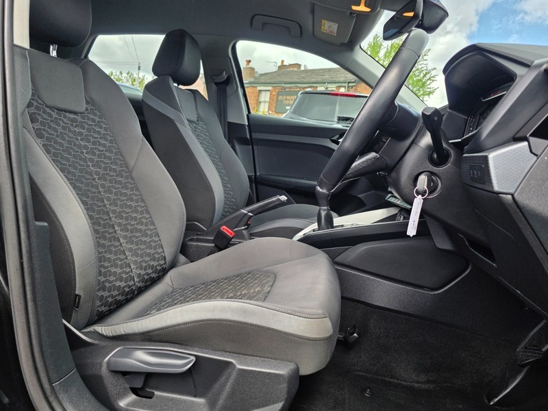 Audi A1 Sportback Tfsi Sport Black