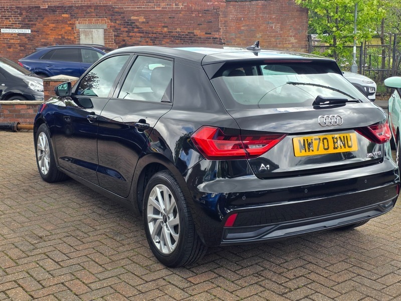 Audi A1 Sportback Tfsi Sport MW70BNU Black #6